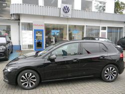 Schwarz Gebraucht 2022 VW Golf VIII Active Limousine | 25.998 € (Fairer Preis)