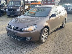 Braun Gebraucht 2011 VW Golf VI Style Kleinwagen | 3.450 € (Guter Preis)