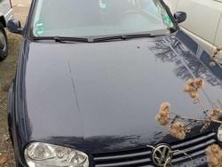 Blau Gebraucht 2003 VW Golf IV Kombi | 1.200 € (Guter Preis)