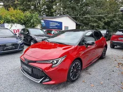 Rot Gebraucht 2021 Toyota Corolla Limousine | 23.450 € (Fairer Preis)