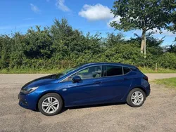 Blau Gebraucht 2020 Opel Astra Limousine | 13.999 € (Etwas zu teuer)