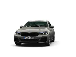 Grau Gebraucht 2022 BMW 540 M Sport Kombi | 53.980 € (Etwas zu teuer)