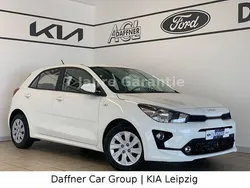 (ud) clear white s Gebraucht 2023 Kia Rio Comfort Limousine | 15.970 € (Fairer Preis)