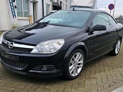 Schwarz Gebraucht 2009 Opel Astra Cabriolet Cabrio | 2.750 € (Fairer Preis)