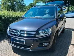 Schwarz Gebraucht 2016 VW Tiguan LOUNGE SUV | 14.500 € (Fairer Preis)