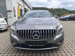 Mountaingrau met. (metallic) Gebraucht 2013 Mercedes A180 Kleinwagen | 13.999 € (Fairer Preis)