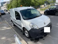 Weiß Gebraucht 2012 Renault Kangoo Rapid Extra Van / Kleinbus | 4.699 € (Fairer Preis)