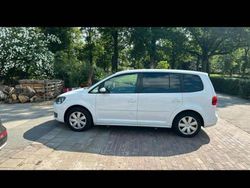 Weiß Gebraucht 2013 VW Touran Van / Kleinbus | 5.900 € (Superpreis)
