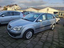 Diamantsilber met. Gebraucht 2005 Kia Rio EX Kleinwagen | 3.290 € (Etwas zu teuer)