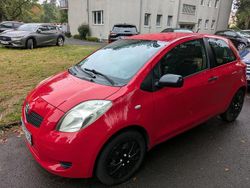 Gebraucht 2008 Toyota Yaris Kleinwagen | 699 € (Etwas zu teuer)
