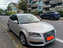 Silber Gebraucht 2009 Audi A3 Sportback Ambiente Limousine | 3.900 € (Guter Preis)