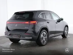 Schwarz Gebraucht 2024 Mercedes EQA350 Advanced SUV | 34.890 € (Fairer Preis)