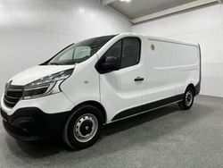 Arktisweiss Gebraucht 2020 Renault Trafic Van | 15.790 € (Guter Preis)