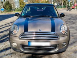Andere außenfarben Gebraucht 2010 Mini Cooper Kleinwagen | 3.300 € (Fairer Preis)