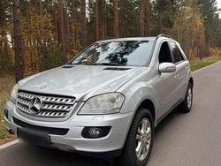 Silber Gebraucht 2005 Mercedes ML500 SUV | 6.500 € (Fairer Preis)