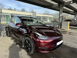 Rot Gebraucht 2023 Tesla Model Y Long Range SUV | 47.850 € (Teuer)