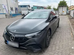 Grau Gebraucht 2023 Mercedes EQE300 AMG line Limousine | 52.900 € (Etwas zu teuer)