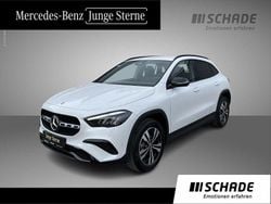 Weiß Gebraucht 2023 Mercedes GLA200 Progressive SUV | 35.850 € (Guter Preis)