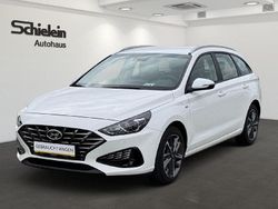 Atlas white / sol Gebraucht 2023 Hyundai i30 Trend Kombi | 18.950 € (Fairer Preis)