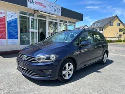 Blau Gebraucht 2015 VW Golf Sportsvan Comfortline Van / Kleinbus | 6.750 €