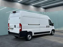 Weiß Gebraucht 2024 Citroën Jumper Van / Kleinbus | 35.949 € (Etwas zu teuer)