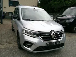 Silber Gebraucht 2024 Renault Kangoo Techno Van / Kleinbus | 23.250 €