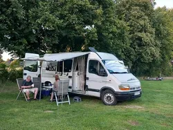 Weiß Gebraucht 2001 Renault Master Van | 9.500 €