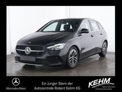 Kosmosschwarz (metallic) Gebraucht 2024 Mercedes B200 Progressive Van / Kleinbus | 31.480 € (Guter Preis)
