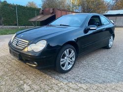 Schwarz Gebraucht 2003 Mercedes CL180 Coupé | 1.499 €
