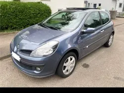 Blau Gebraucht 2006 Renault Clio II Dynamique Kleinwagen | 3.799 € (Teuer)