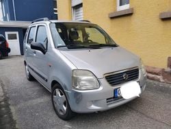 Silber Gebraucht 2002 Suzuki Wagon R Van / Kleinbus | 1.150 €