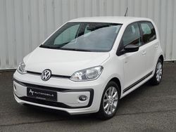 Weiß Gebraucht 2017 VW up! CLUB Kleinwagen | 9.990 € (Fairer Preis)