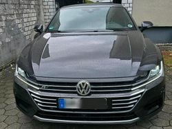 Grau Gebraucht 2018 VW Arteon Limousine | 25.700 € (Fairer Preis)