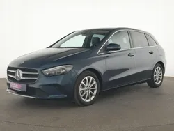 Denimblau Gebraucht 2022 Mercedes B200 Progressive Van / Kleinbus | 24.939 € (Fairer Preis)