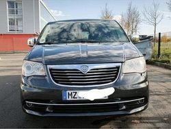 Gebraucht 2012 Lancia Voyager Gold Van / Kleinbus | 10.500 €