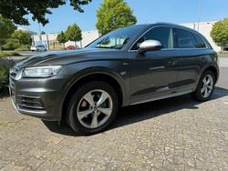 Grau Gebraucht 2019 Audi Q5 S-Line SUV | 27.999 €