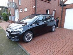Schwarz Gebraucht 2020 BMW 225 Active Tourer iPerformance Van / Kleinbus | 18.900 € (Fairer Preis)