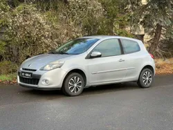 Silber Gebraucht 2011 Renault Clio II Dynamique Kleinwagen | 2.999 € (Guter Preis)