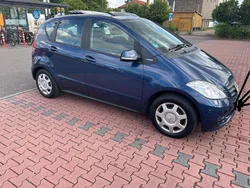 Blau Gebraucht 2009 Mercedes A160 Classic Limousine | 4.300 € (Fairer Preis)
