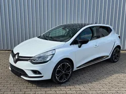 Weiß Gebraucht 2016 Renault Clio IV Intens Kleinwagen | 9.990 € (Etwas zu teuer)