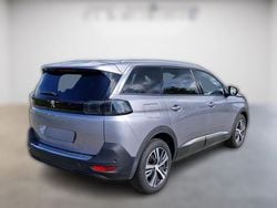 Grau metallic Gebraucht 2024 Peugeot 5008 Allure Van / Kleinbus | 28.190 € (Guter Preis)