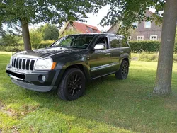 Grau Gebraucht 2006 Jeep Grand Cherokee Limited SUV | 5.800 € (Teuer)