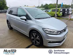 Silber Gebraucht 2022 VW Touran Highline Van / Kleinbus | 27.985 € (Fairer Preis)