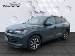 Schwarz Gebraucht 2024 VW Tiguan IQ Drive SUV | 37.838 € (Fairer Preis)