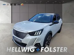 Weiß Gebraucht 2021 Peugeot e-2008 GTi SUV | 17.990 € (Guter Preis)
