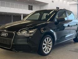 Brillantschwarz Gebraucht 2012 Audi A1 Sportback Attraction Kleinwagen | 6.900 € (Etwas zu teuer)