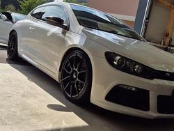 Weiß Gebraucht 2010 VW Scirocco R Coupé | 12.750 €