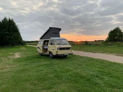 Beige Gebraucht 1980 VW T3 Van | 10.500 €