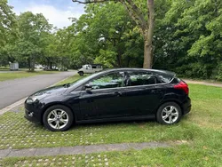 Schwarz Gebraucht 2013 Ford Focus Champions Edition Limousine | 5.000 € (Superpreis)
