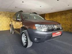Braun Gebraucht 2015 Dacia Duster Ice SUV | 7.489 € (Fairer Preis)